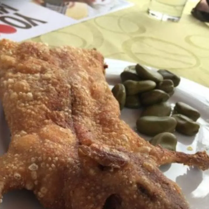 chat with ai character: athassador