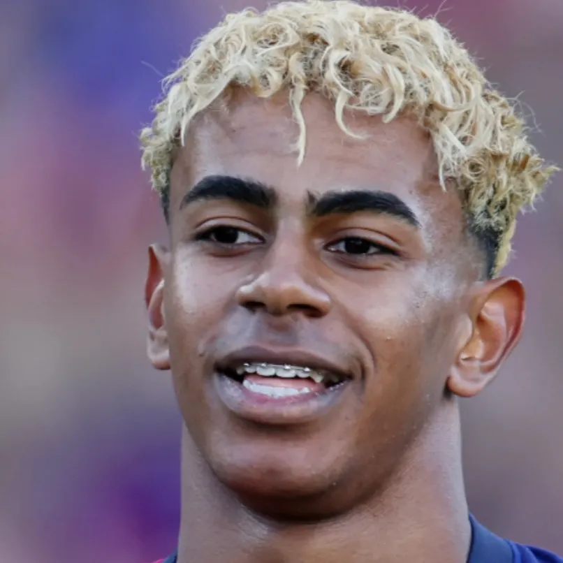 chat with ai character: Lamine Yamal