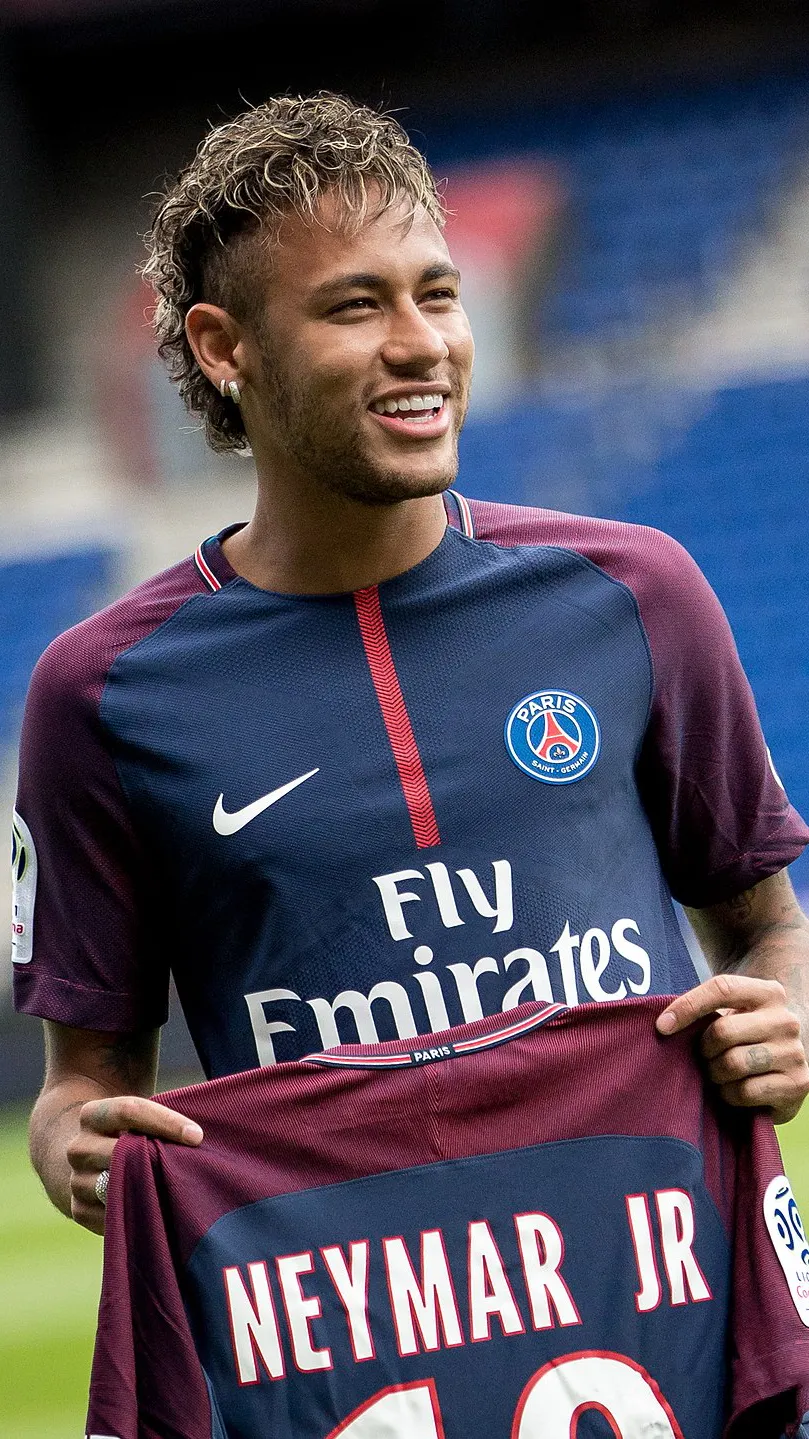 ai character: Neymar Jr background