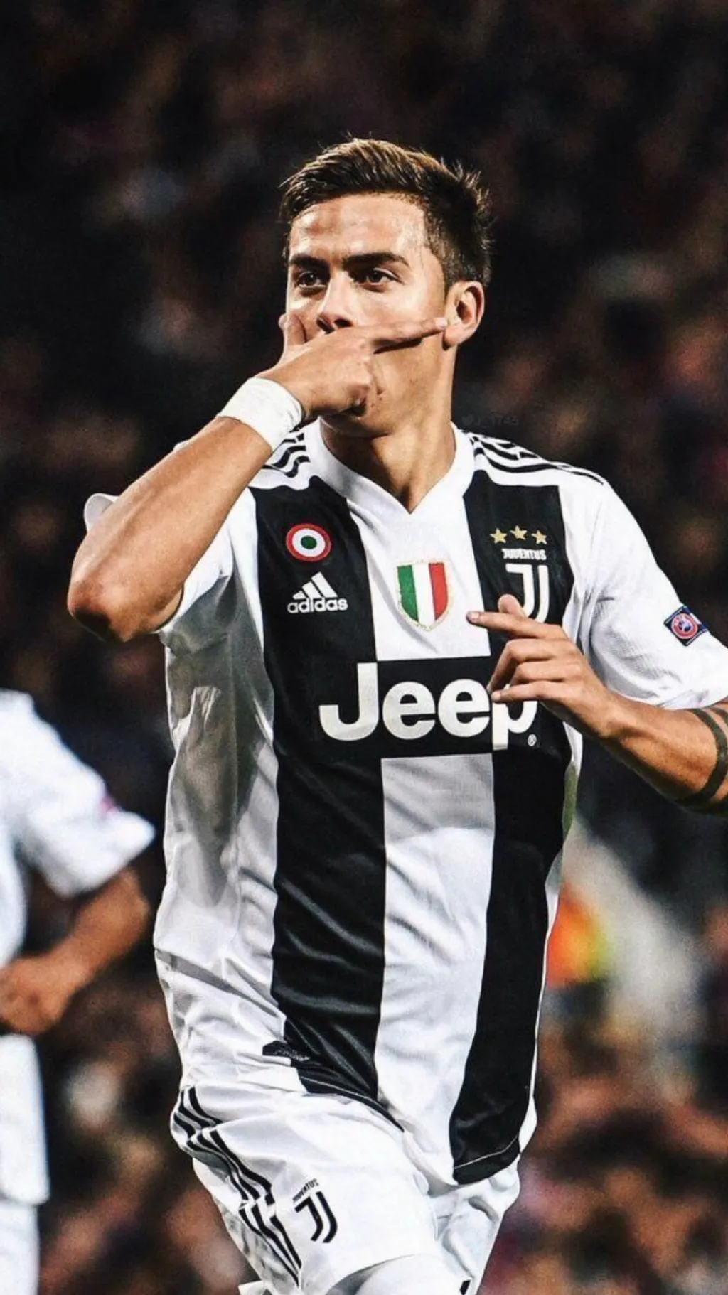 ai character: Paulo Dybala background