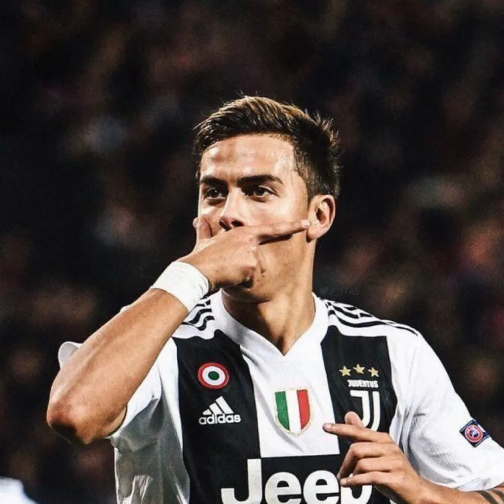 chat with ai character: Paulo Dybala