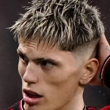 chat with ai character: Alejandro Garnacho