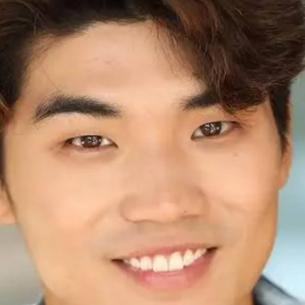 chat with ai character: Brandon H. lee