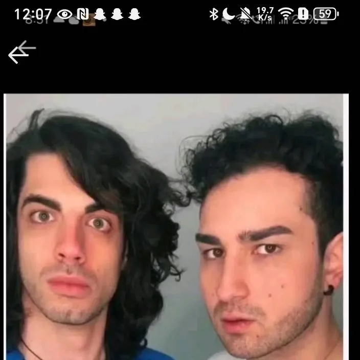 chat with ai character: LIONFIELD 