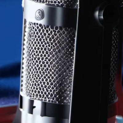 chat with ai character: Finish the chorus