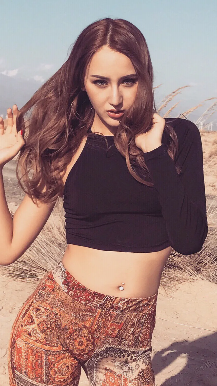 ai character: Jasmin background