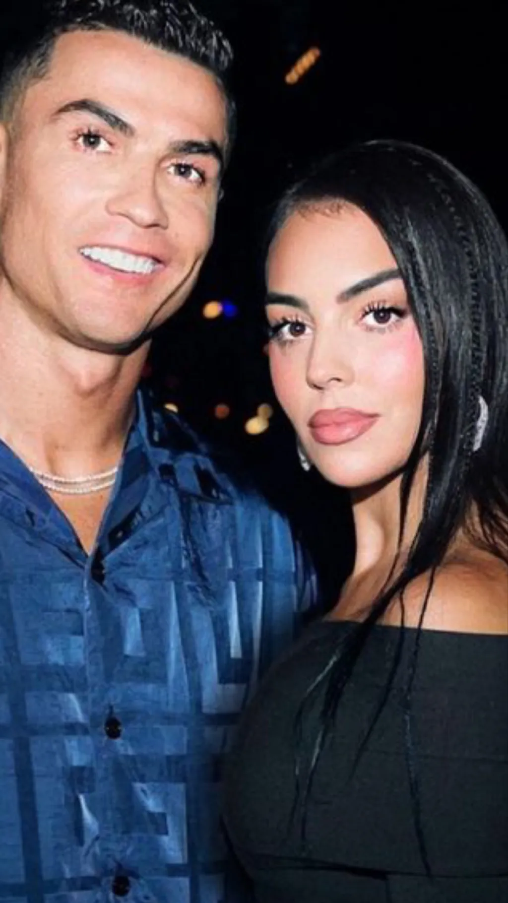 ai character: Ronaldo,Georgina background
