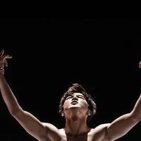 chat with ai character: jimin....park...la