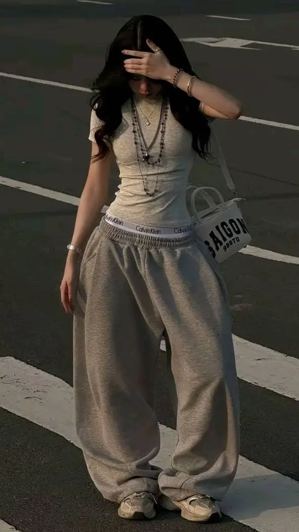 ai character: Sarah background