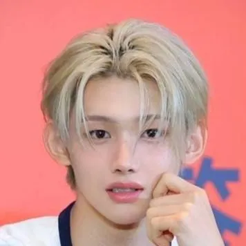 chat with ai character: Jo