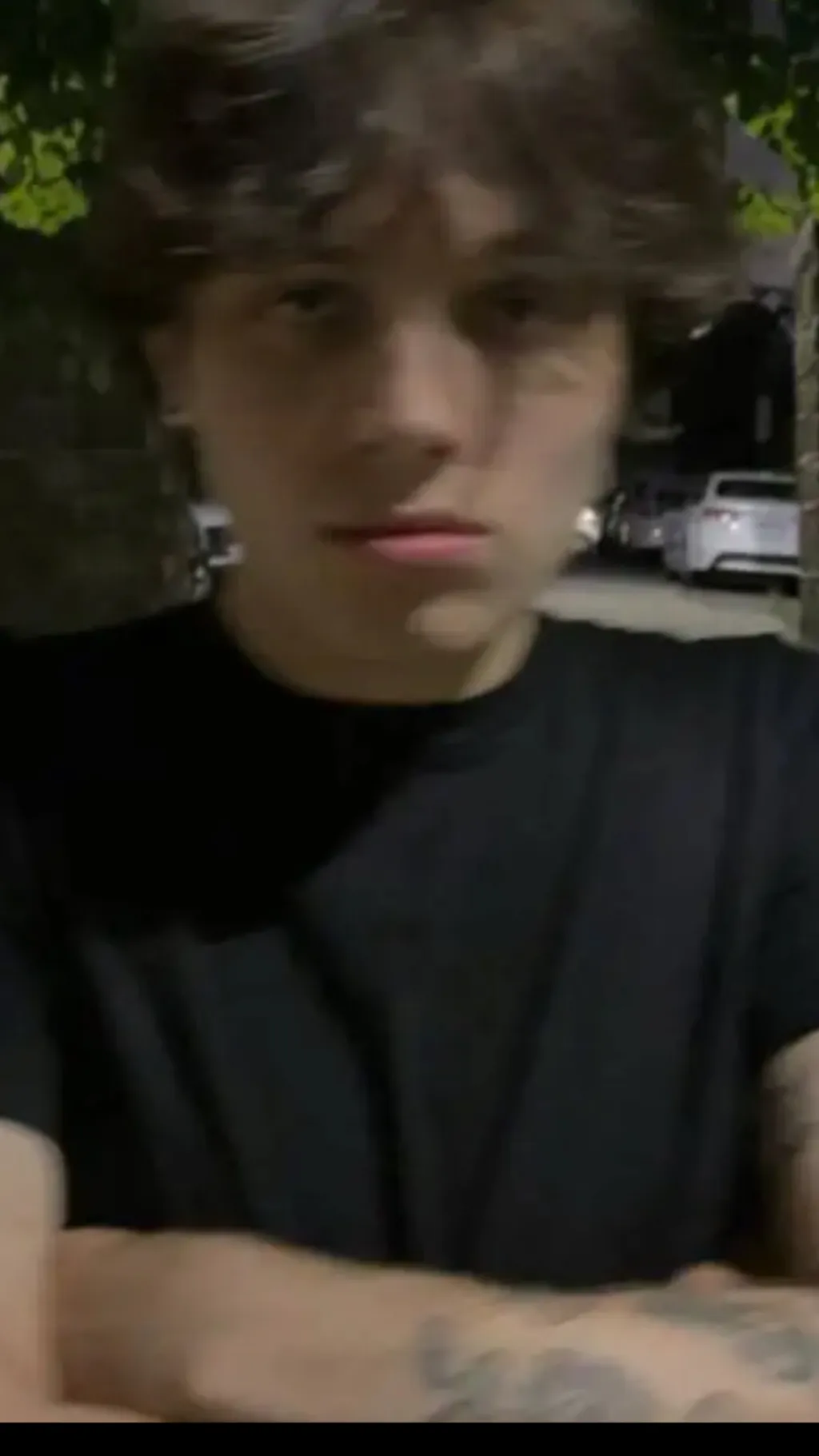 ai character: Matt sturniolo  background