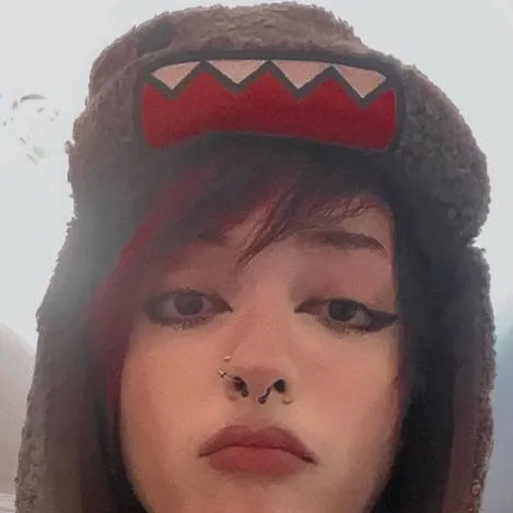 chat with ai character: Katzphobic