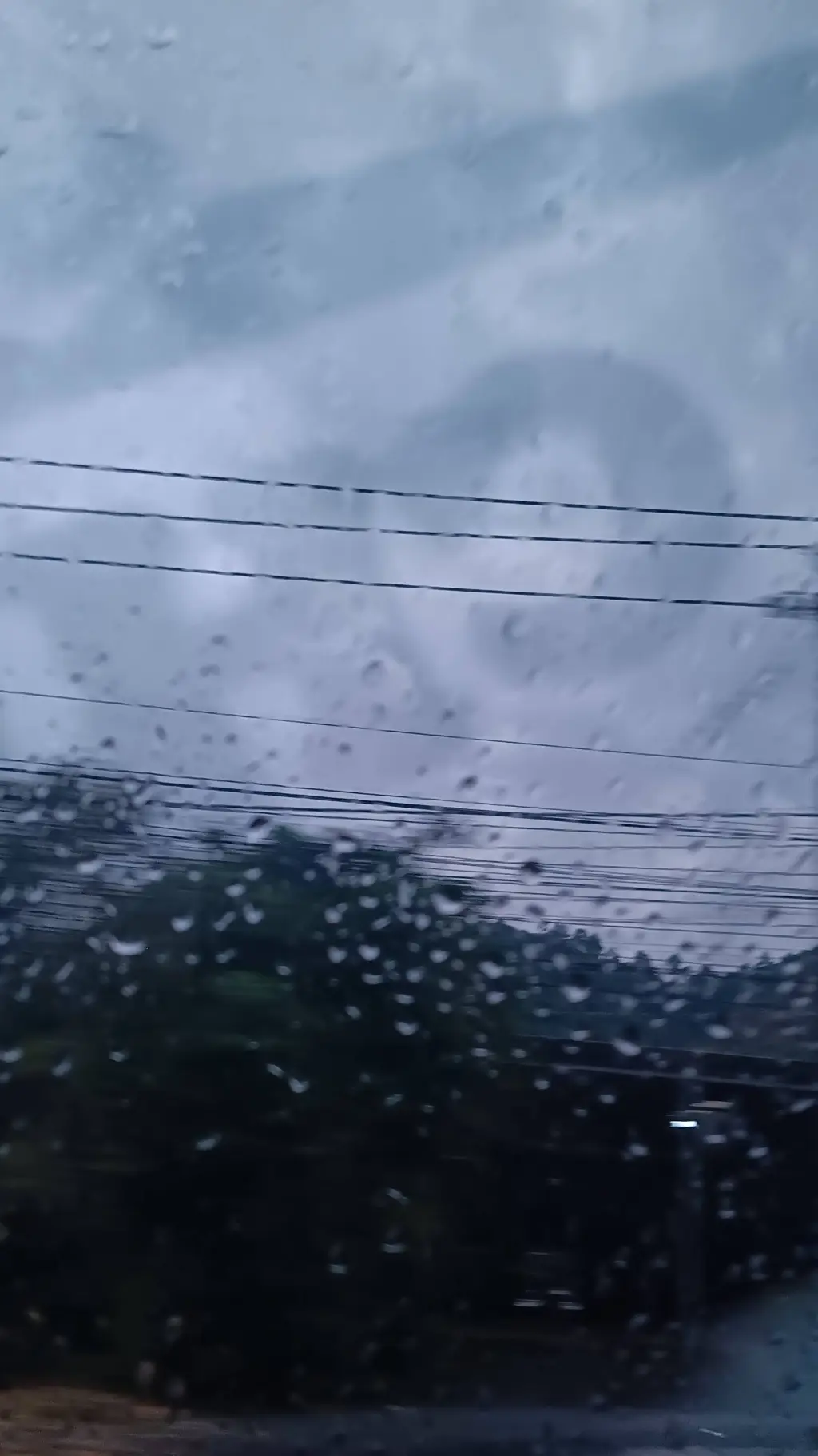 ai character: Hamilton|modern?? background