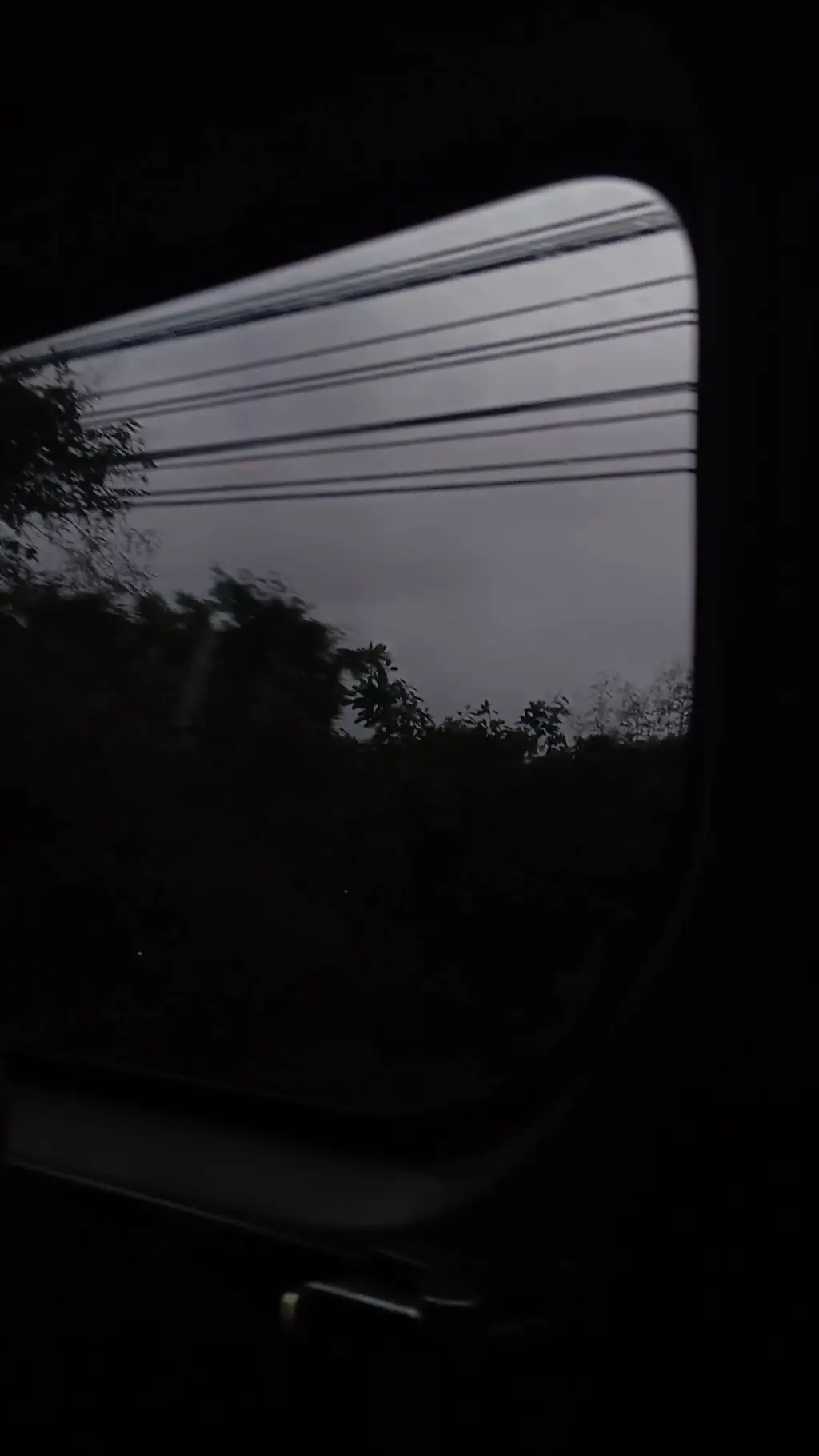 ai character: Hamilton|modern? background