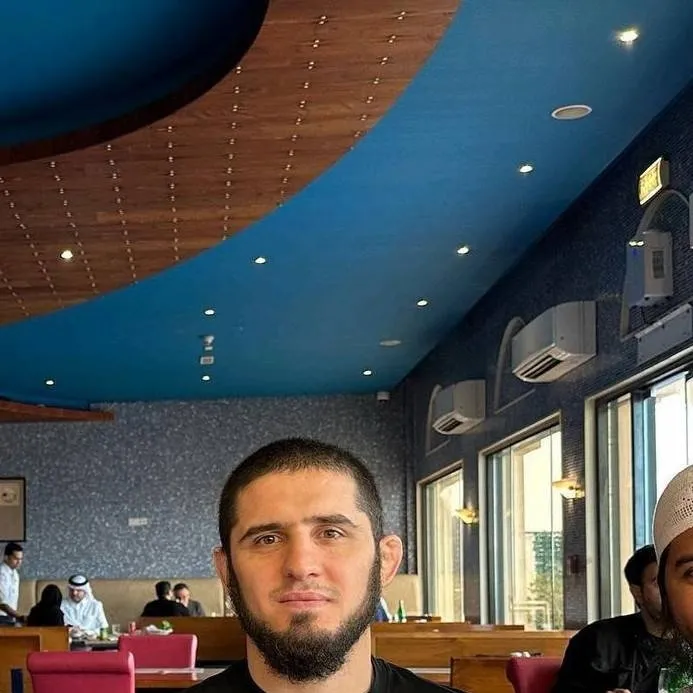 chat with ai character: Islam Makhachev 