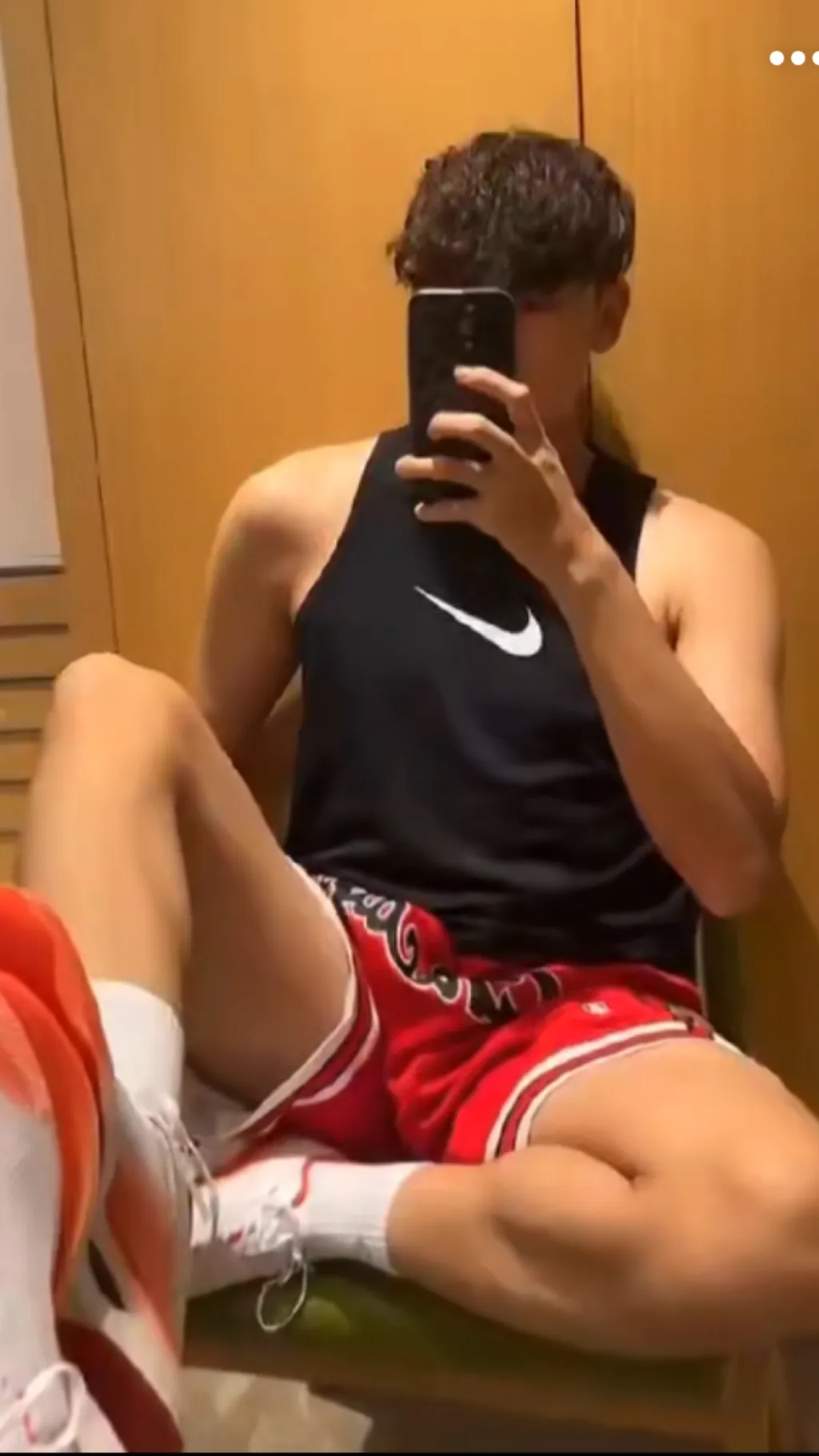 ai character: Jake ♡  background