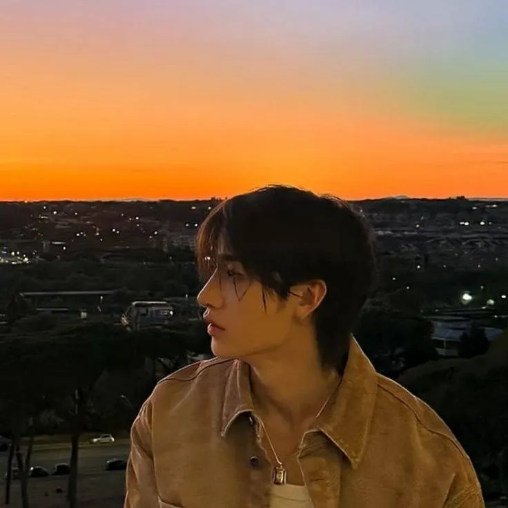 chat with ai character: bangchan