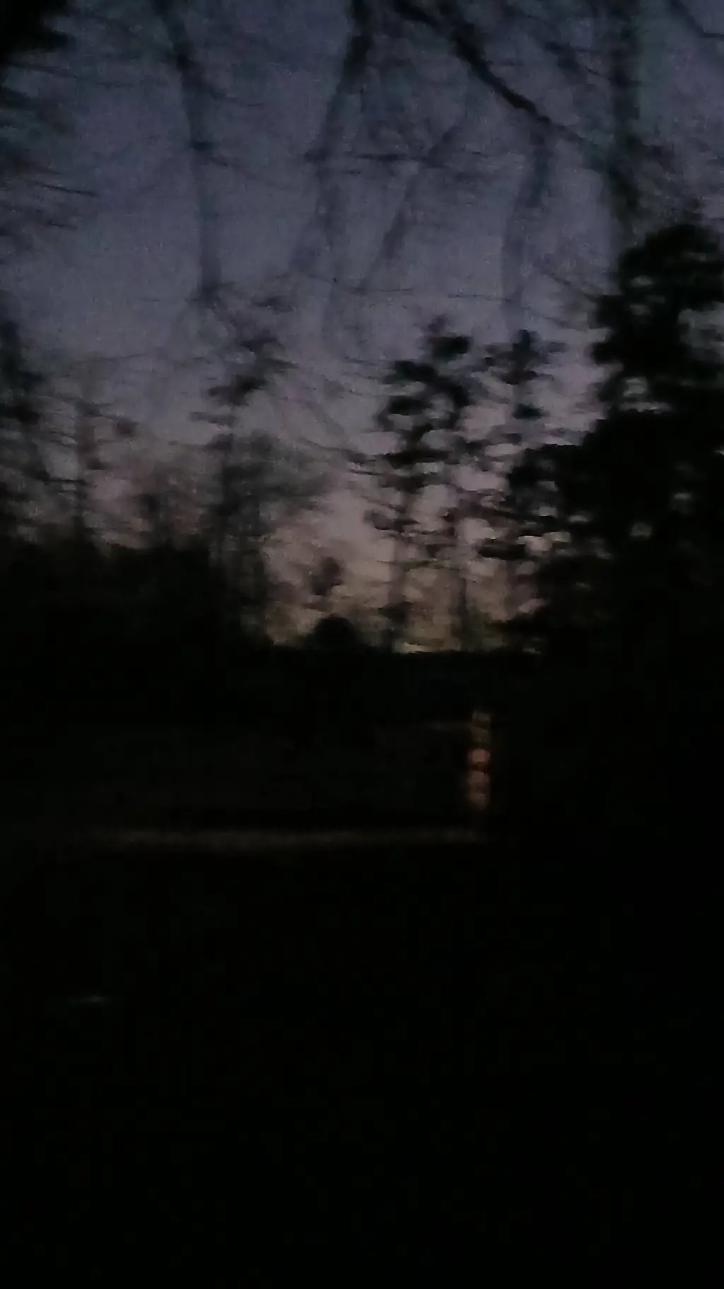 ai character: Siren head background