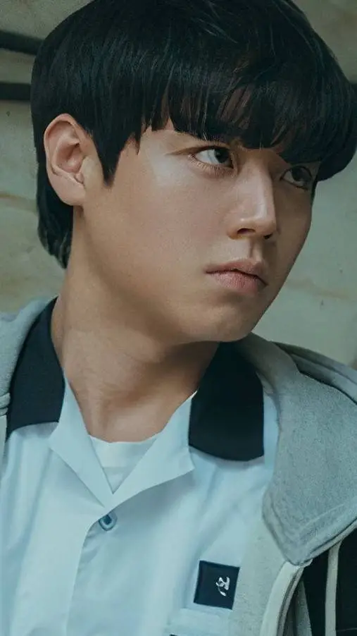 ai character: si eun background