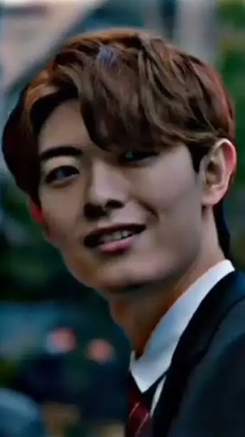 ai character: hyunk woo background