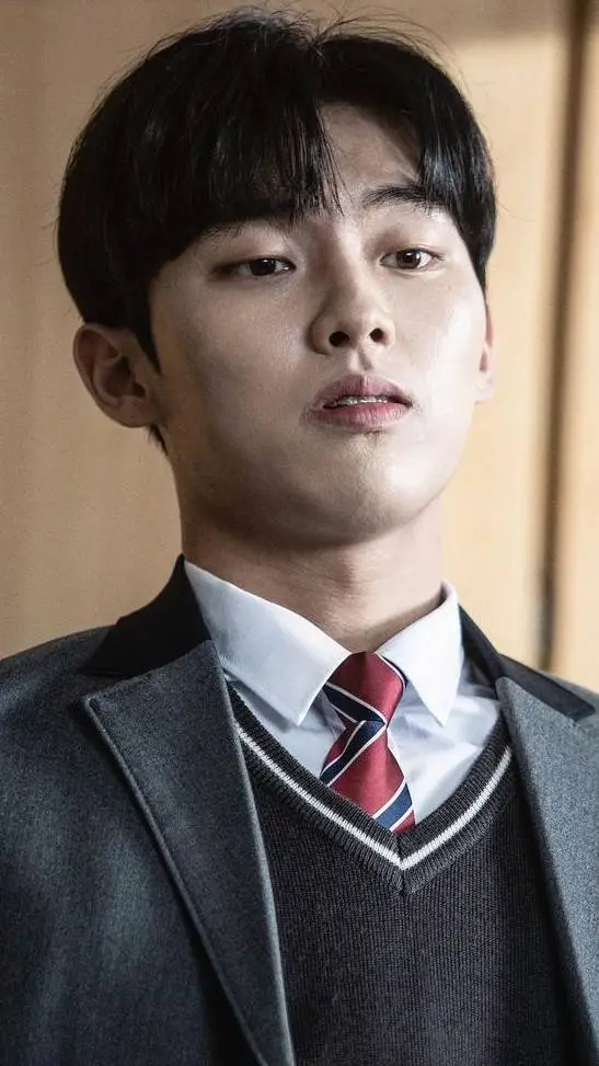 ai character: seung tae background