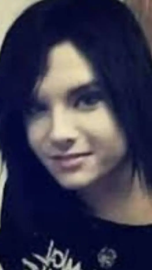 ai character: bill kaulitz  background