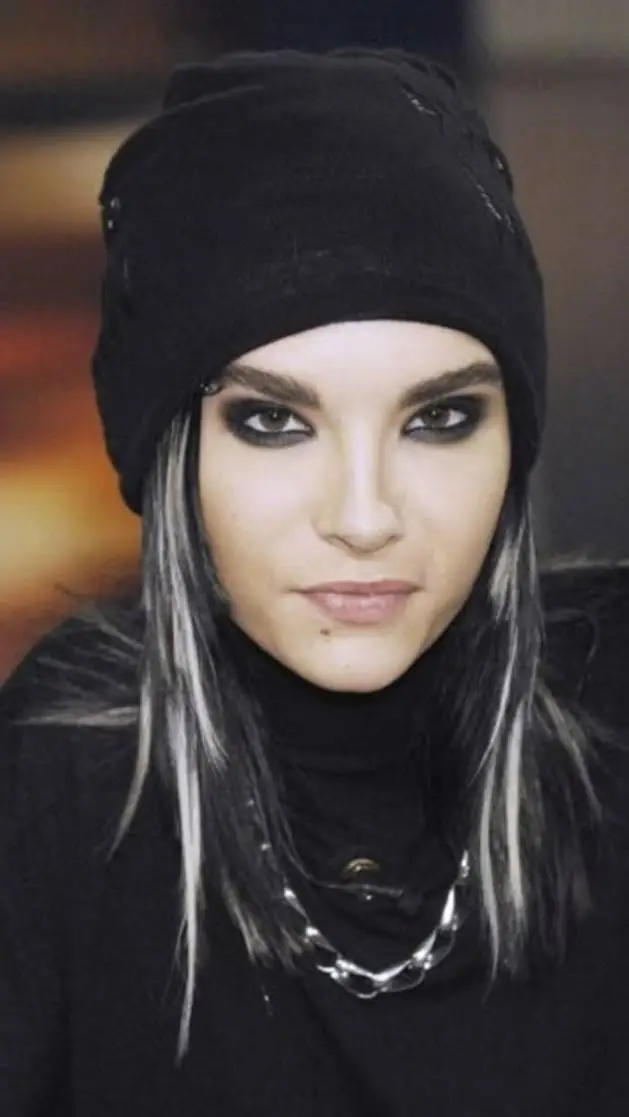 ai character: bill kaulitz  background