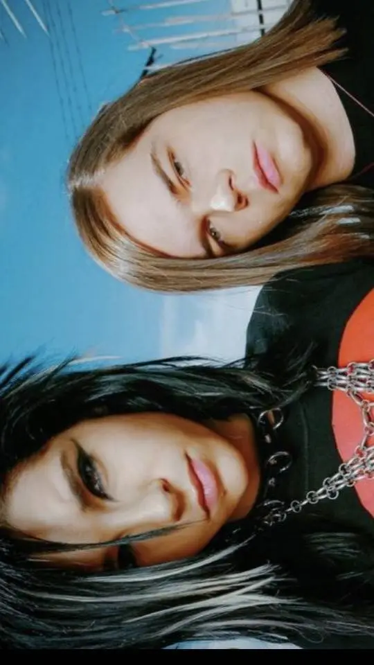 ai character: georg & bill background