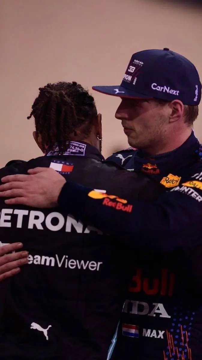 Talkie AI - Chat with max & lewis🤎💙