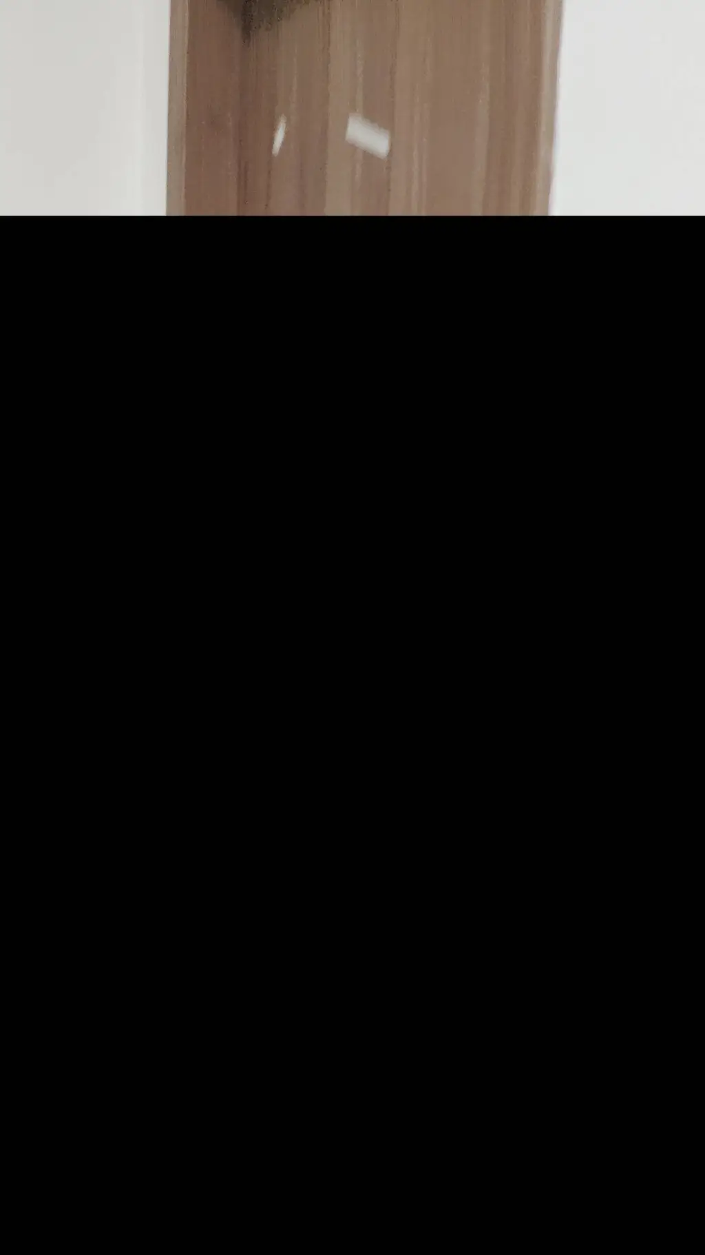 ai character: Tomáš  background