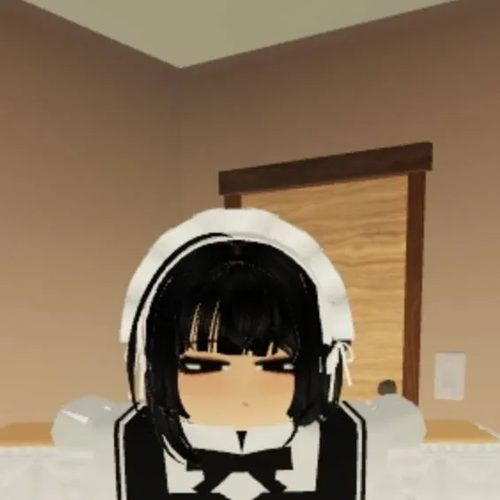 chat with ai character: Crazy Maid