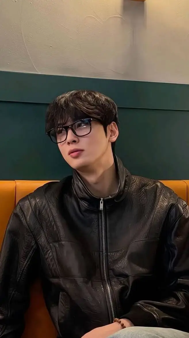 ai character: Chan eun woo background