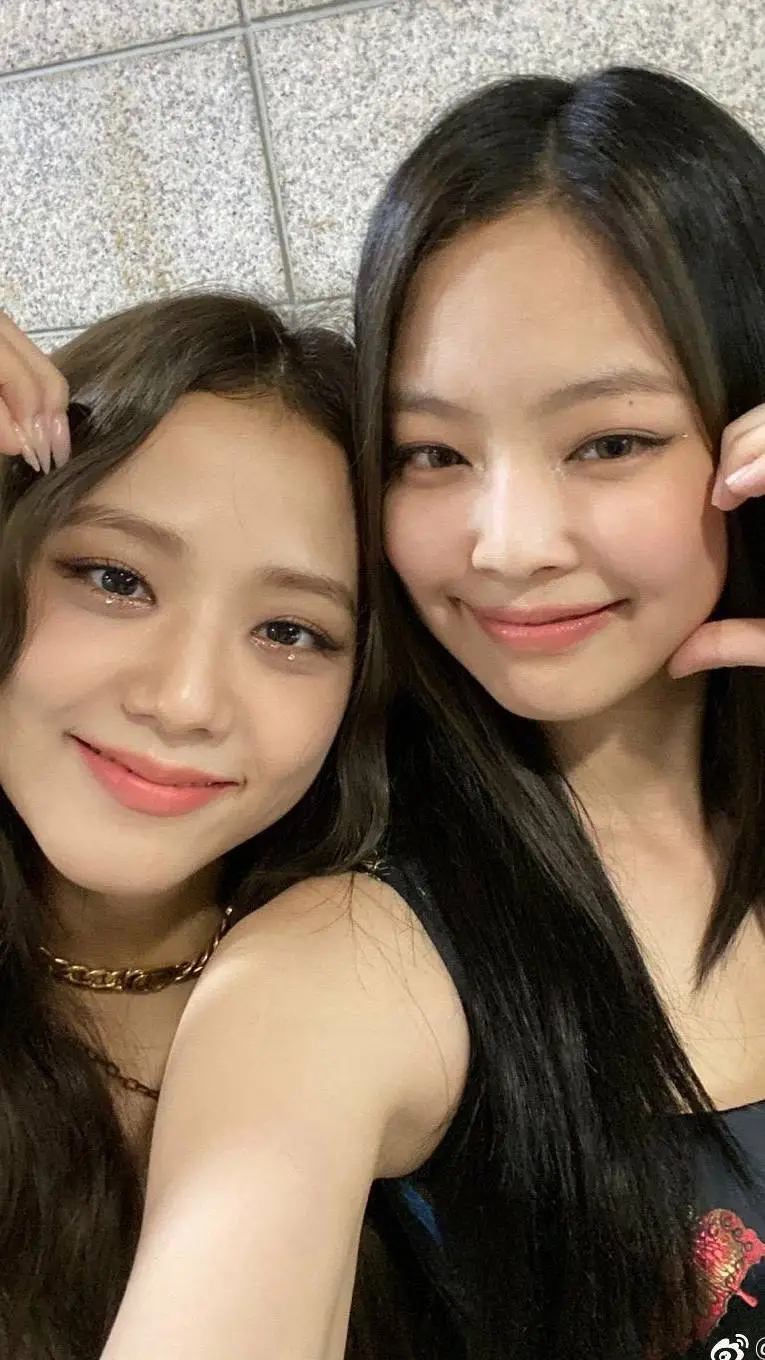 ai character: Jennie and Jisoo background