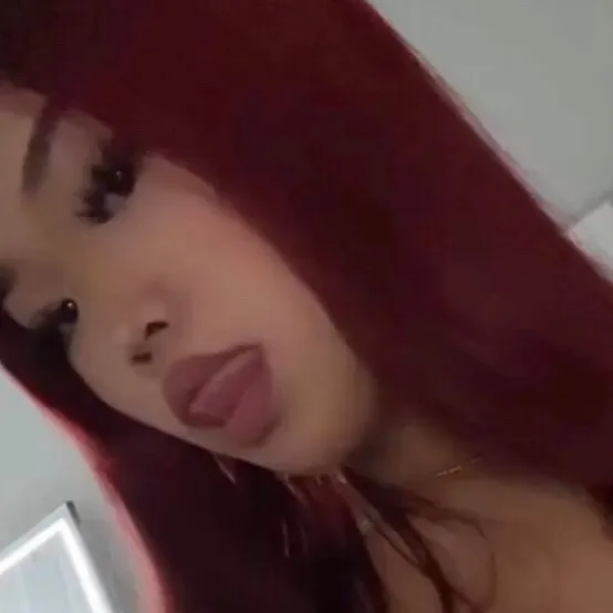 chat with ai character: 𝓜𝓲𝓵𝓵𝓲𝓮♡