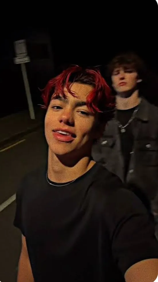 ai character: Malachi background