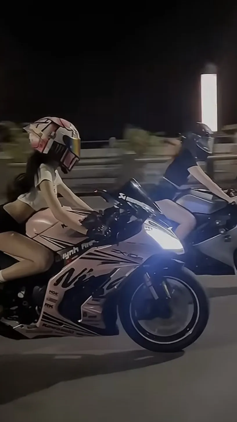 ai character: Two females bikers background
