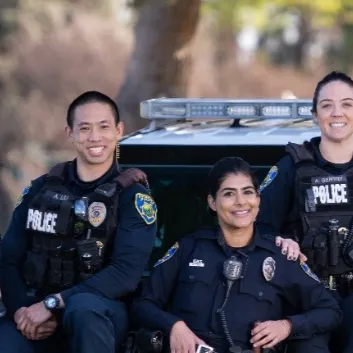 chat with ai character: Police department