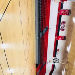 chat with ai character: School gym