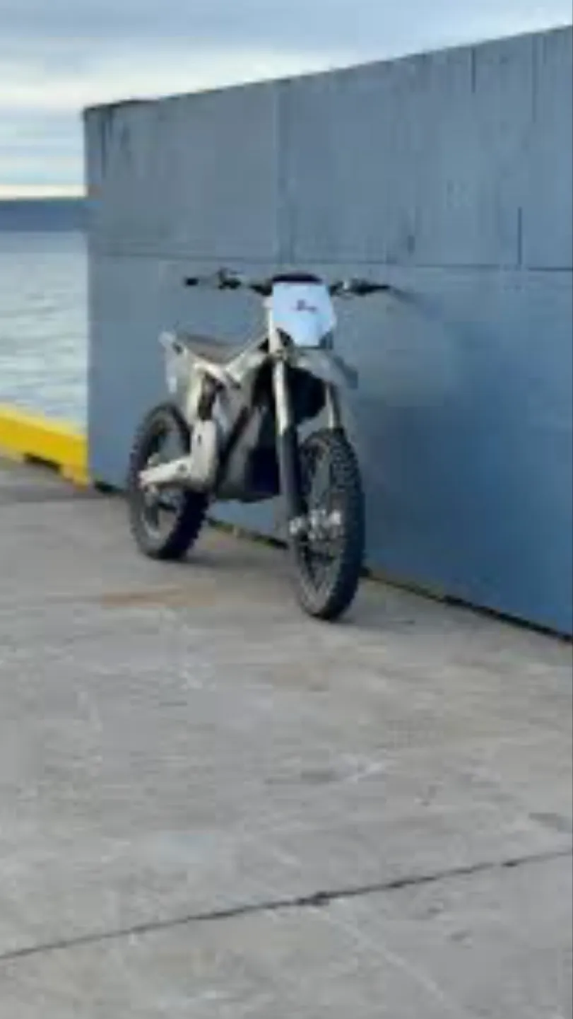 ai character: Bike stealer background