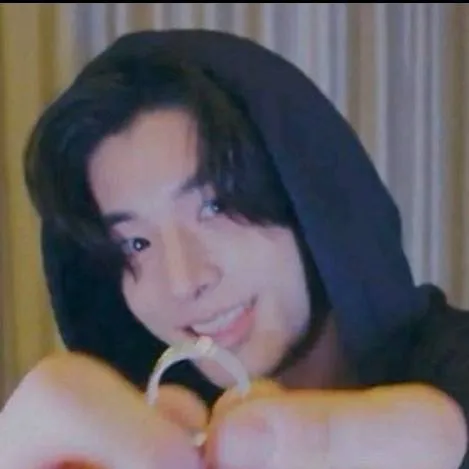 chat with ai character: p'tit copain 