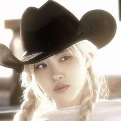 chat with ai character: ta meilleure amie 