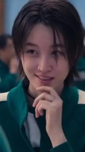 ai character: Se-mi background