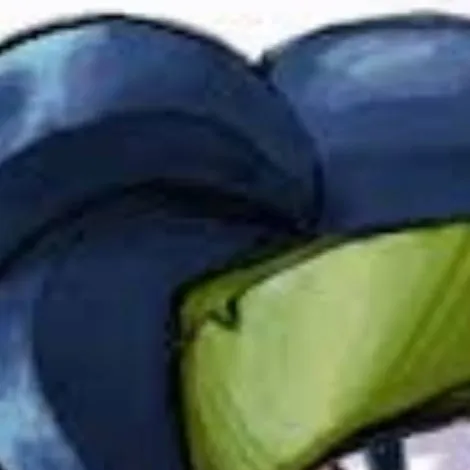 chat with ai character: Kenji