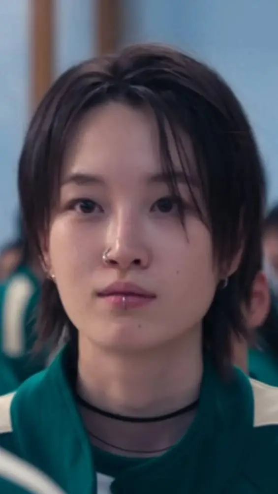 ai character: Se-mi  background