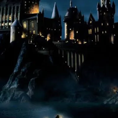 chat with ai character: Hogwarts school 