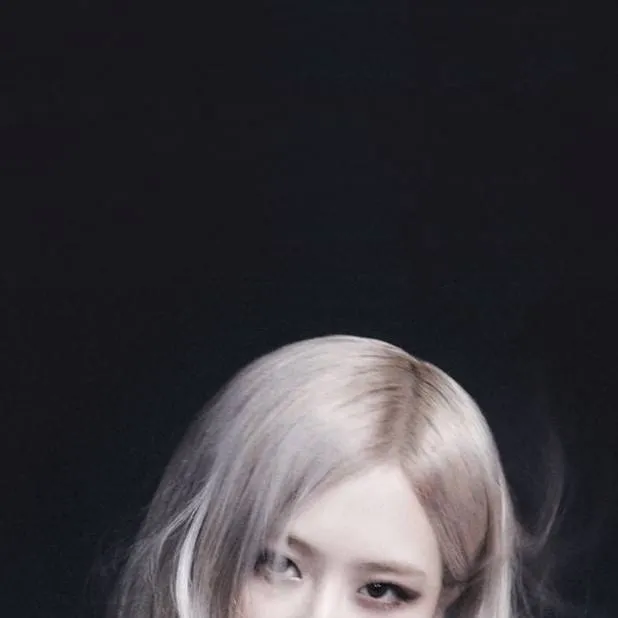 chat with ai character: ROSÉ🌸