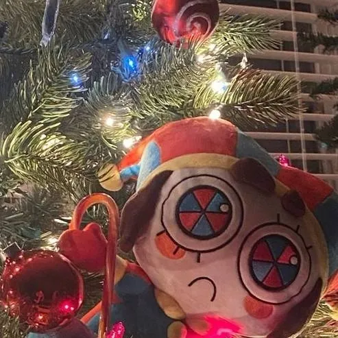 chat with ai character: CHRISTMAS