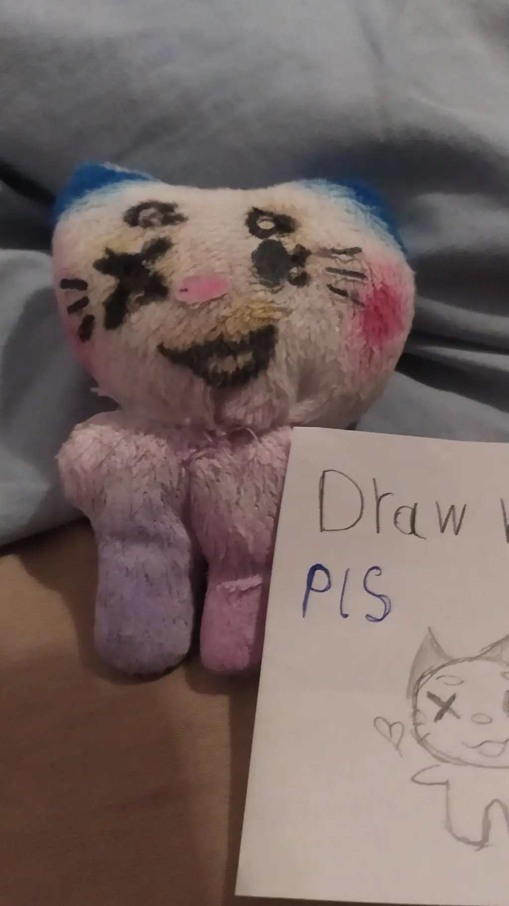 ai character: KITTY background