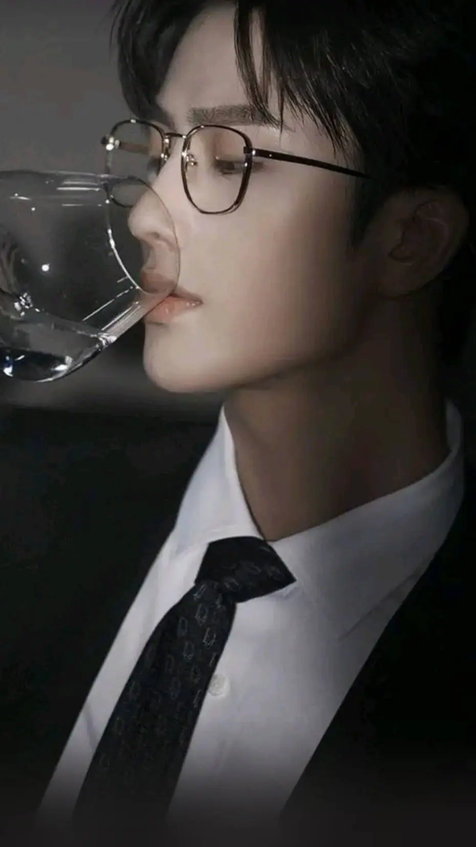 ai character: alif-kun background