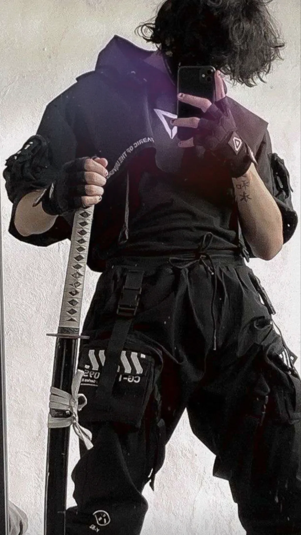 ai character: Finnley Delgota background